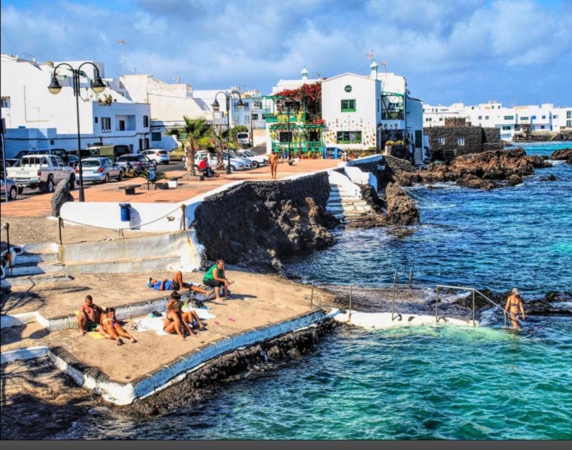 Апартаменти Relaxlanzarote Punta Mujeres Екстер'єр фото